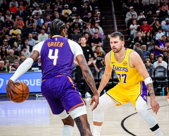 太阳队逆袭成西部最大黑马 挑战火箭掘金成焦点