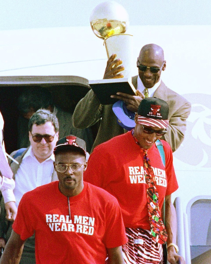 公牛王朝传奇核心呼吁乔丹皮蓬和解修复三连冠