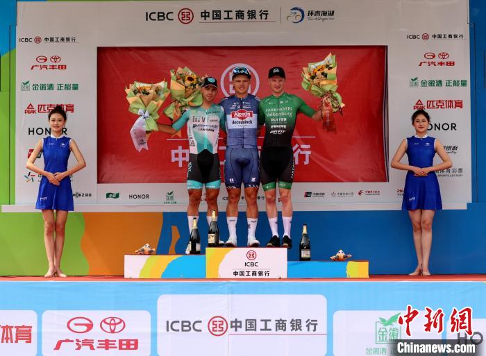 比利时车手斩获环青海湖赛首赛段冠军