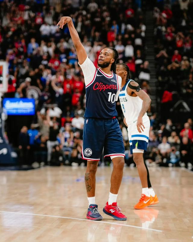 加兰加盟快船助球队重回附加赛区 战术升级显成