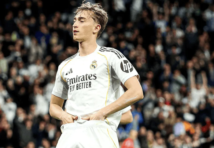 皇马中卫赫伊森涉辱华事件赛后回应球迷嘘声