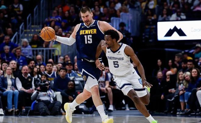 掘金逆转灰熊送对手失利，快船不敌雷霆锁定联